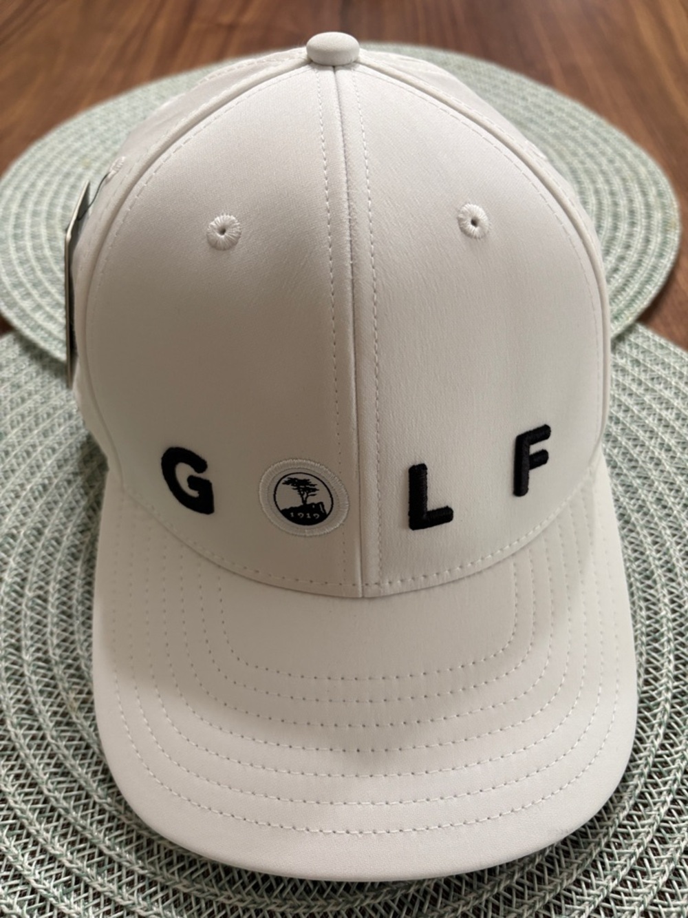 TaylorMade White Golf Baseball Cap 🧢